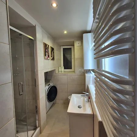 Dormar I Apartment *